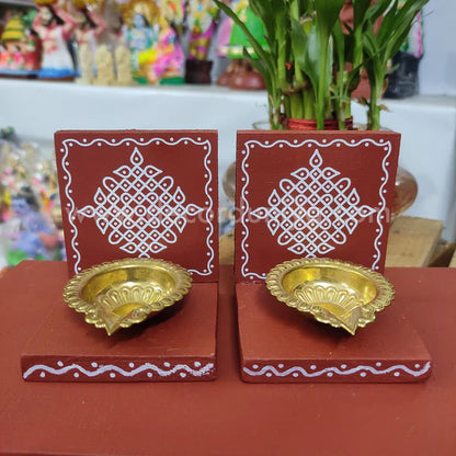 Wooden Kolam Wall Shelf Pair | Vilakku madam - VM31