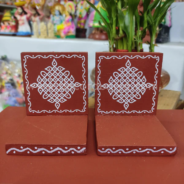 Wooden Kolam Wall Shelf Pair | Vilakku madam - VM31