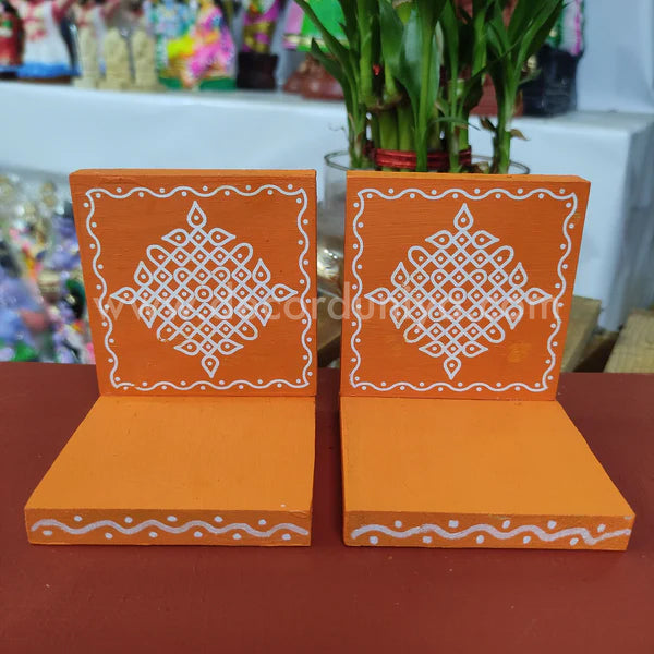 Wooden Kolam Wall Shelf Pair | Vilakku madam - VM33