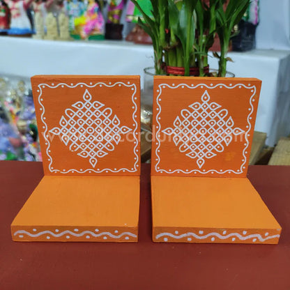 Wooden Kolam Wall Shelf Pair | Vilakku madam - VM33