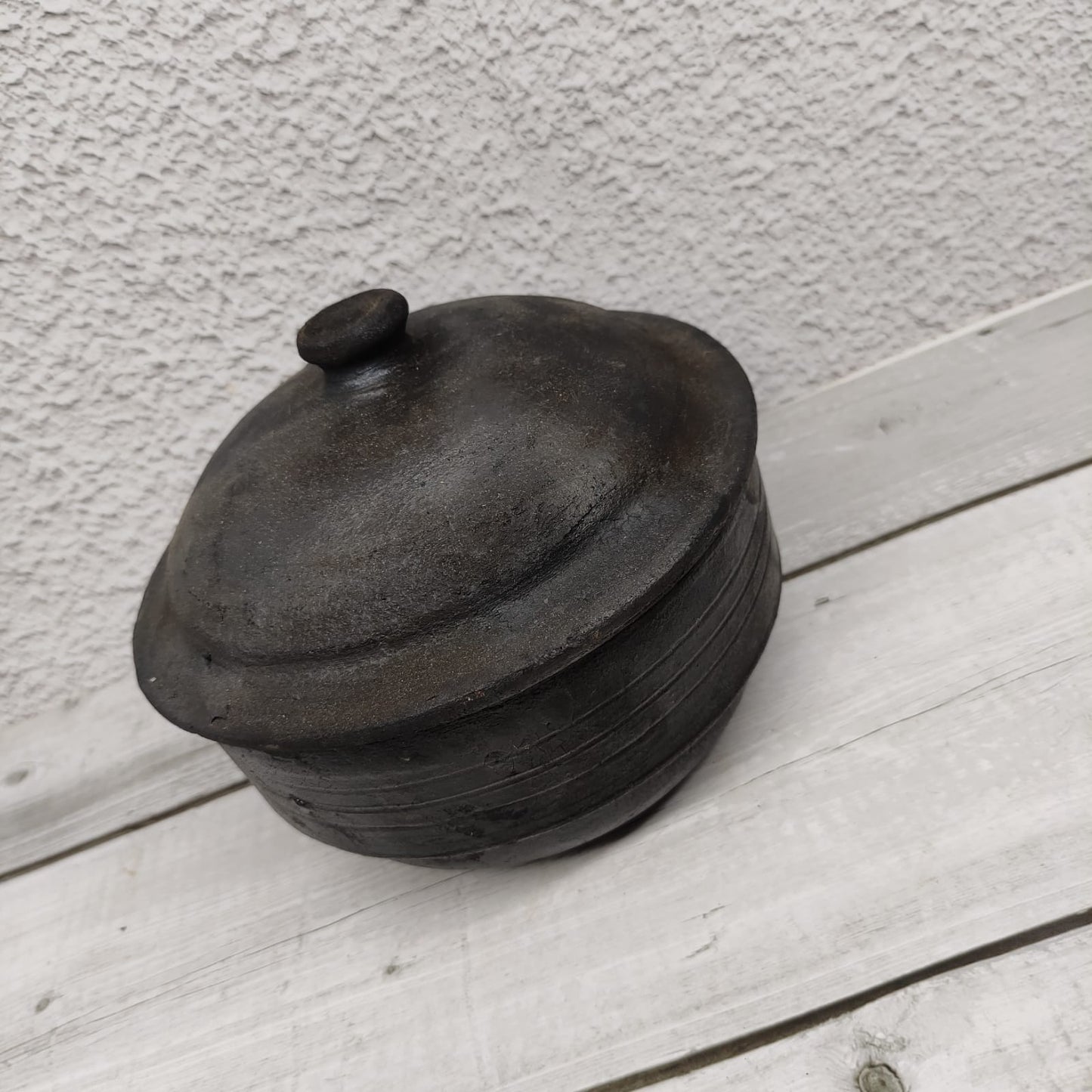 Black Pot with Lid - OCB27-c