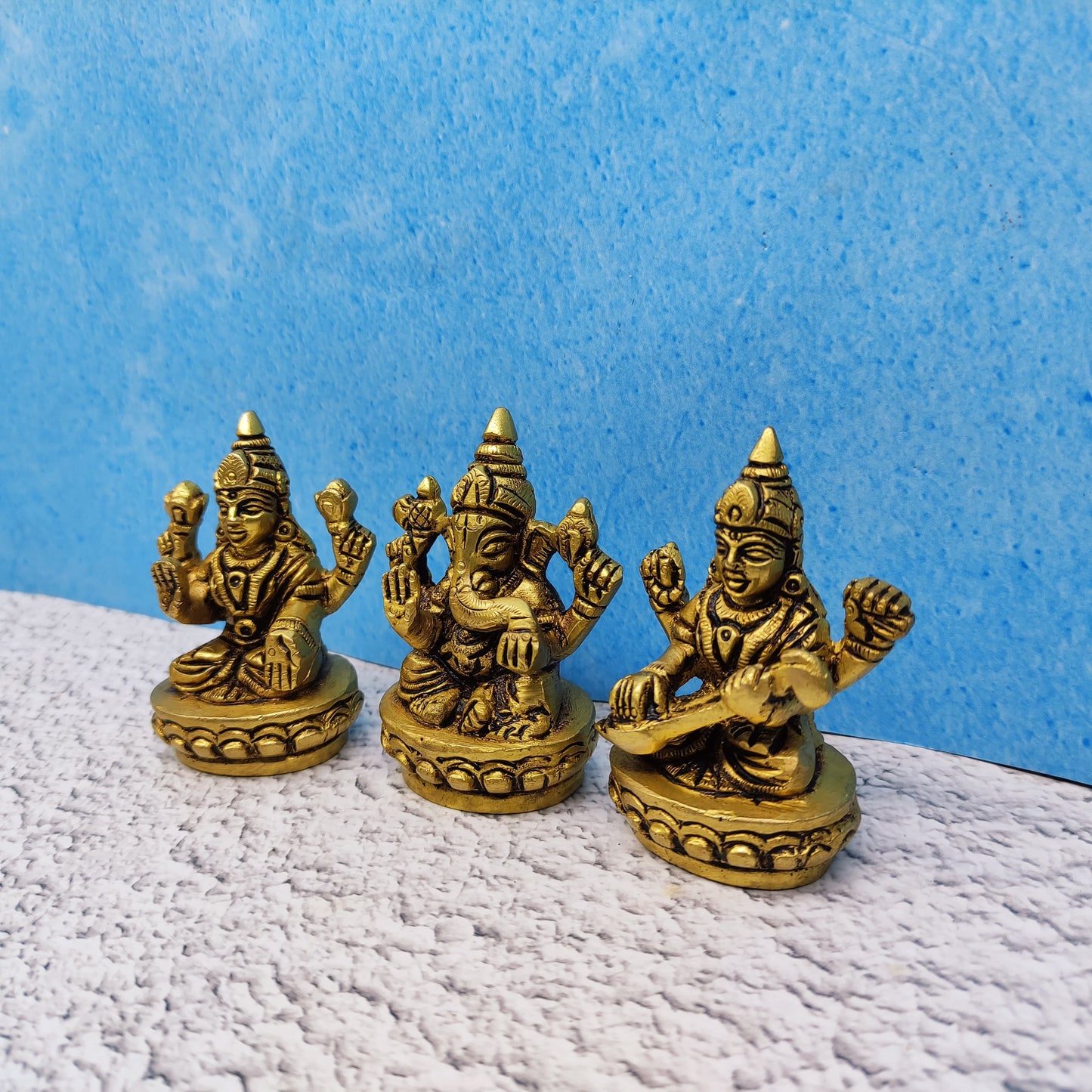 Lakshmi Ganesha Saraswathi  - SB44-c