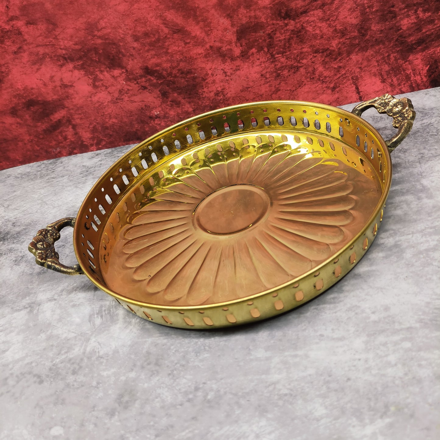 Brass Round Tray - SB26-c