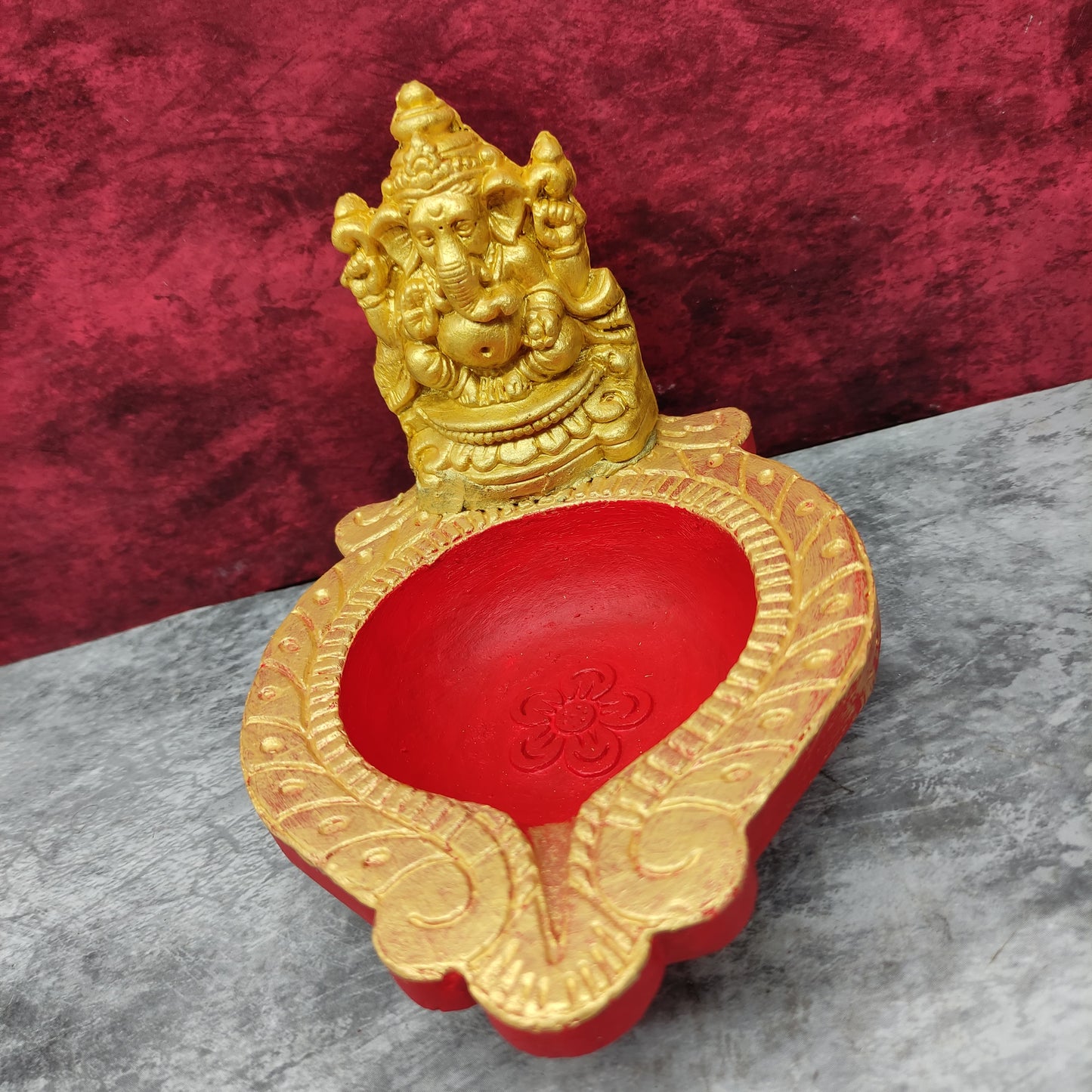 Clay Ganesha Vilakku - GV6