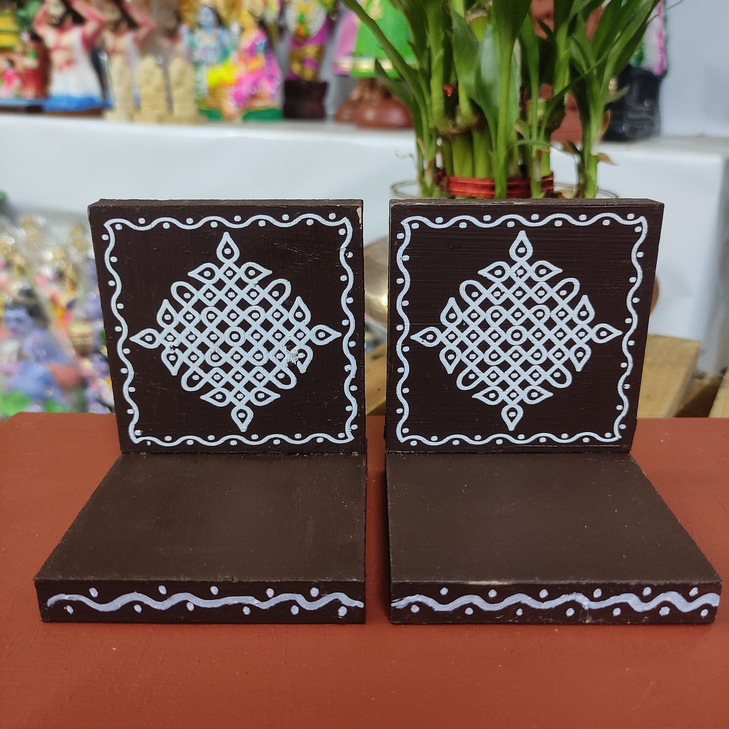 Wooden Kolam Wall Shelf Pair | Vilakku madam - VM34