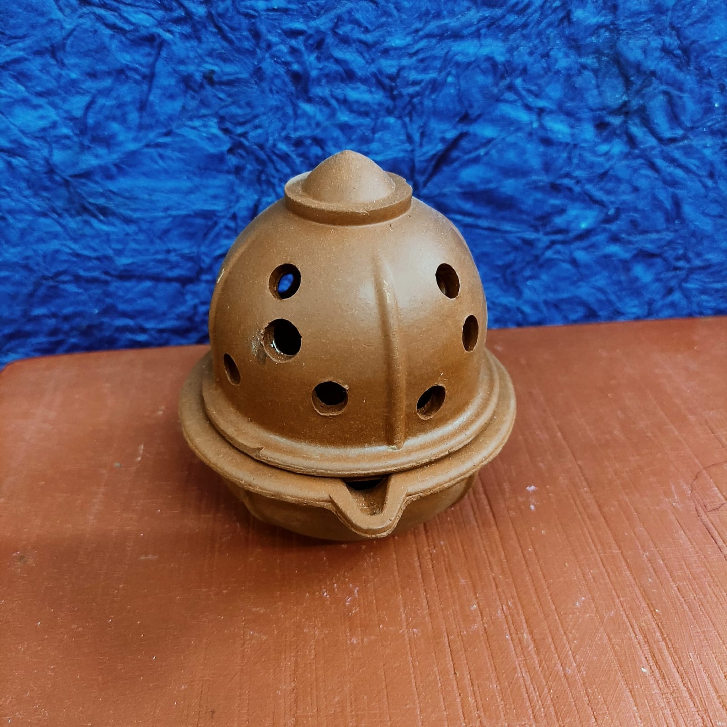 Clay Anaya vilakku - Agal Vilakku with Lid - Diya - CAL1