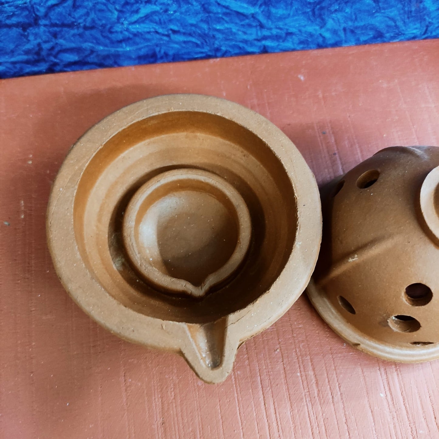 Clay Anaya vilakku - Agal Vilakku with Lid - Diya - CAL1