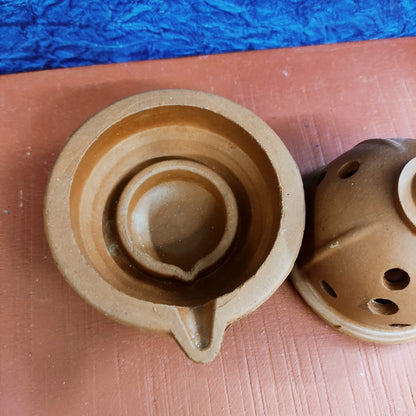 Clay Anaya vilakku - Agal Vilakku with Lid - Diya - CAL1