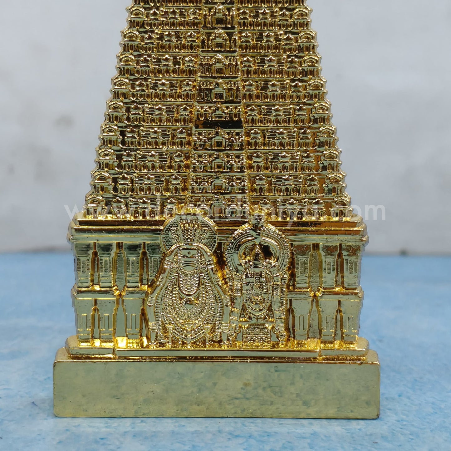 Gopuram with Annamalaiyar and Unnamalaiyamman - LG0202
